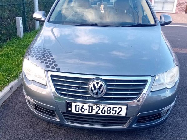 Volkswagen Passat Saloon, Petrol, 2006, Grey