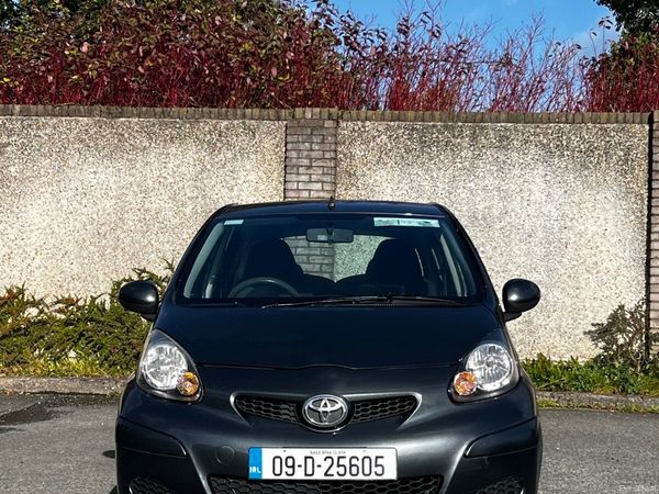 Toyota Aygo Hatchback, Petrol, 2009, Grey