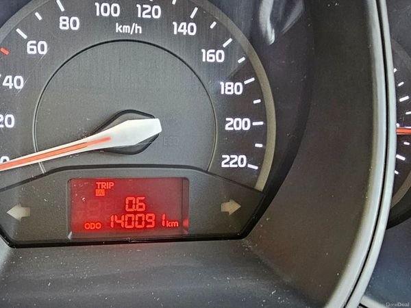 Kia Rio Hatchback, Petrol, 2012, Silver
