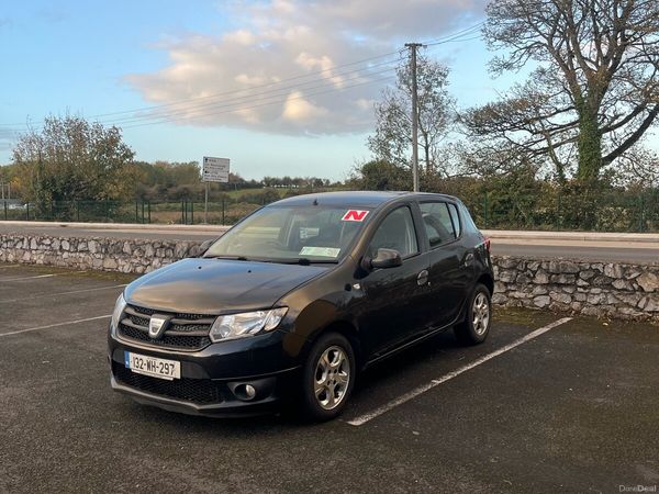 Dacia Sandero Hatchback, Petrol, 2013, Black