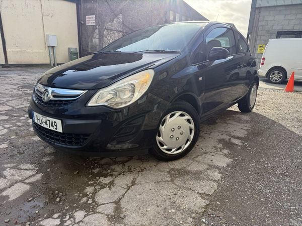 Vauxhall Corsa Hatchback, Petrol, 2011, Black