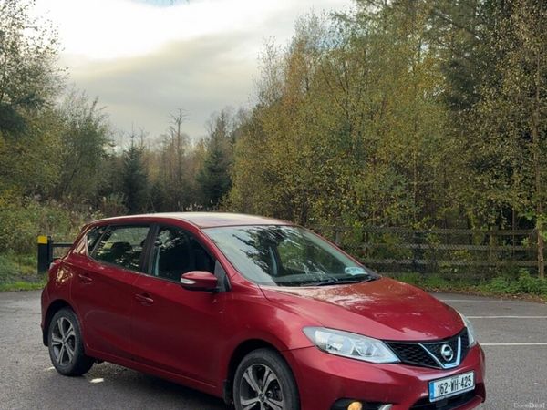 Nissan Pulsar Hatchback, Diesel, 2016, Red