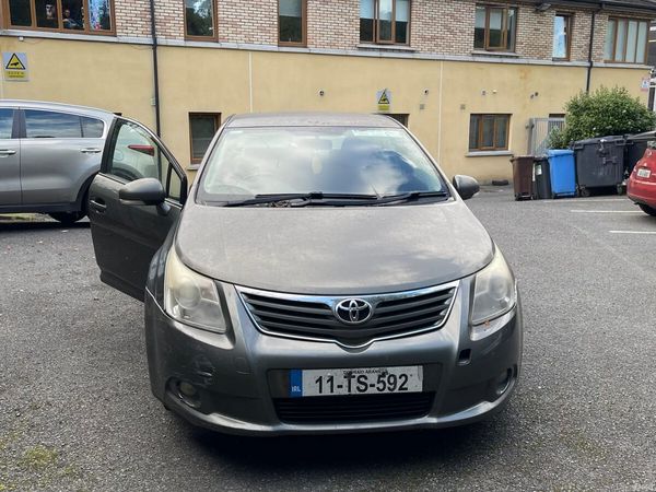 Toyota Avensis Saloon, Diesel, 2011, Green