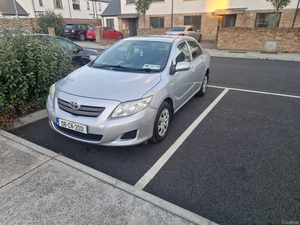 Toyota Corolla Saloon, Petrol, 2008, Silver