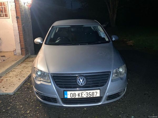 Volkswagen Passat Saloon, Diesel, 2008, Silver