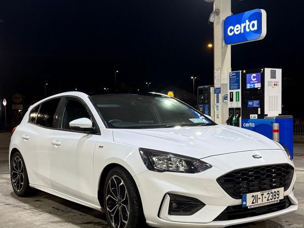 Ford Focus Hatchback, Diesel, 2021, White