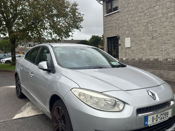 Renault Fluence Saloon, Diesel, 2011, Silver