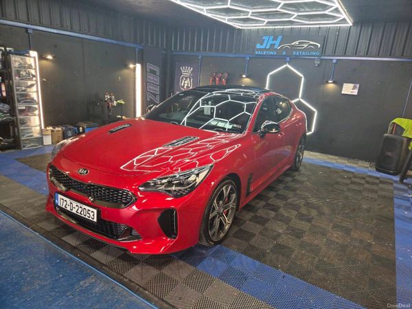 Kia Stinger Hatchback, Petrol, 2017, Red