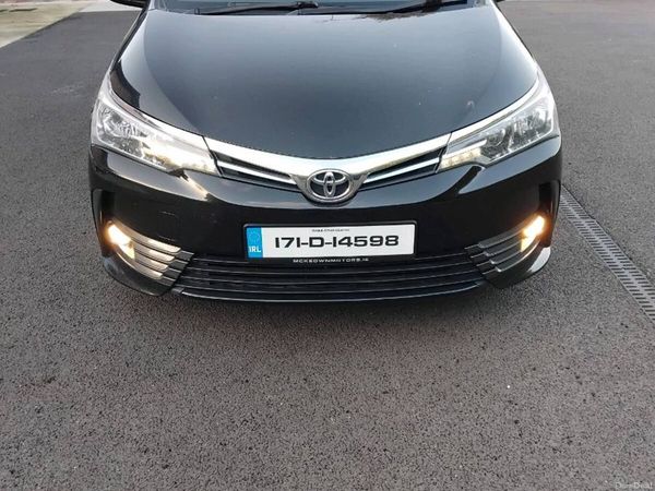 Toyota Corolla Saloon, Diesel, 2017, Black