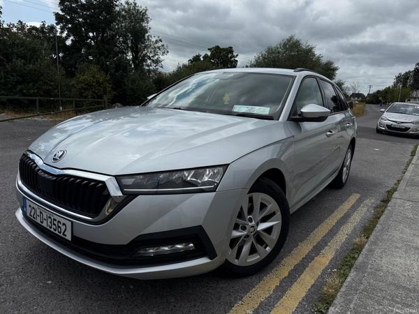 Skoda Octavia Estate, Diesel, 2022, Grey