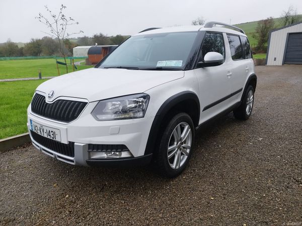 Skoda Yeti SUV, Petrol, 2014, White