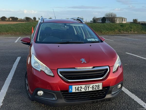 Peugeot 2008 Hatchback, Diesel, 2014, Red