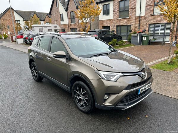 Toyota RAV4 SUV, Diesel, 2016, Bronze