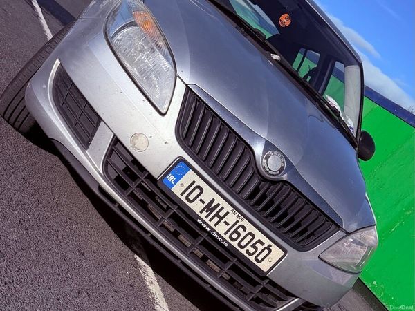 Skoda Fabia Estate, Diesel, 2012, Silver