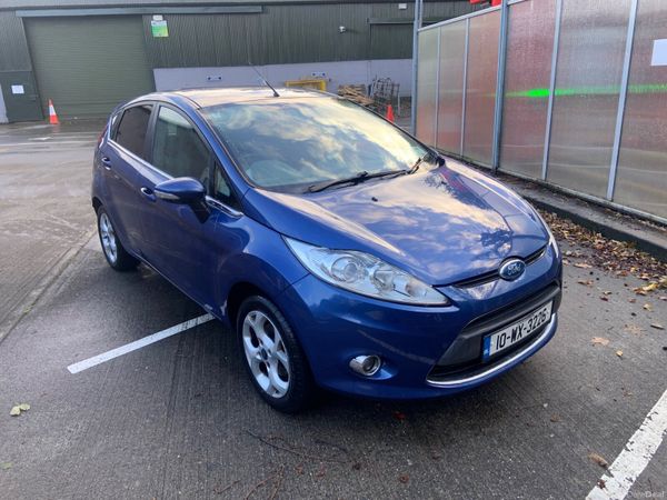 Ford Fiesta Hatchback, Diesel, 2010, Blue