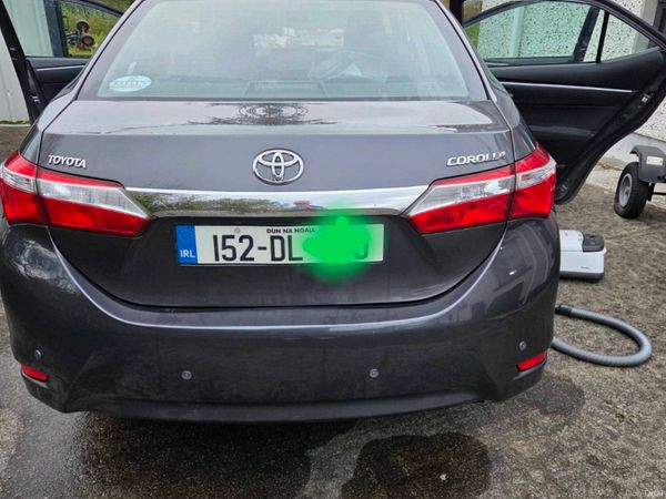 Toyota Corolla Saloon, Diesel, 2015, Grey