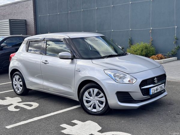 Suzuki Swift Hatchback, Petrol Hybrid, 2023, Silver