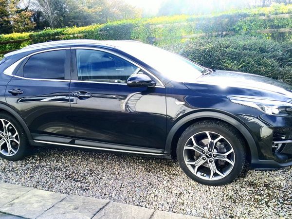 Kia XCeed Hatchback, Diesel, 2021, Black