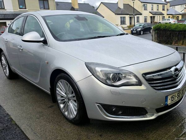 Opel Insignia Hatchback, Diesel, 2015, Silver