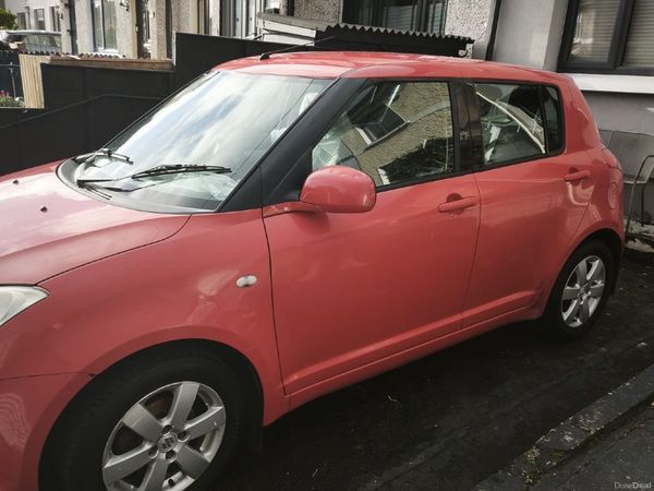 Suzuki Swift Hatchback, Petrol, 2011, Red