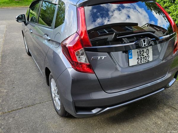 Honda Fit Hatchback, Petrol, 2018, Grey