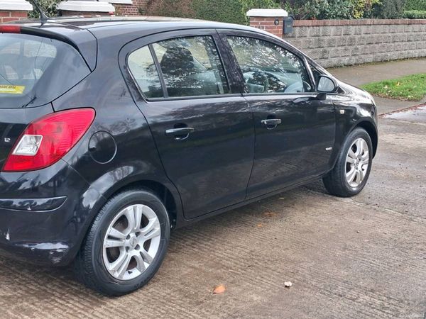 Opel Corsa Hatchback, Petrol, 2009, Black