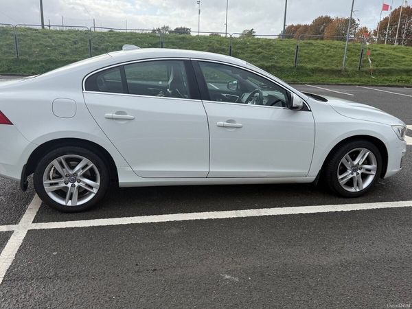 Volvo S60 Saloon, Diesel, 2015, White
