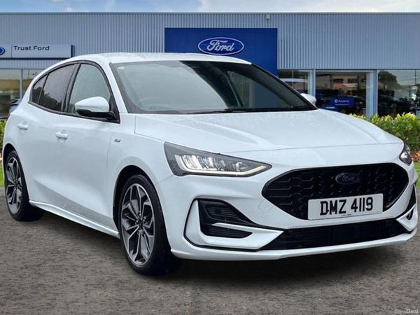 Ford Focus Hatchback, Petrol, 2024, White