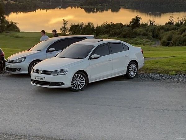 Volkswagen Jetta Saloon, Diesel, 2012, White