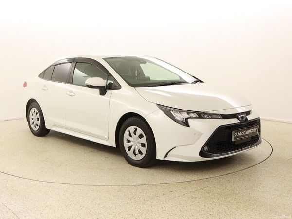 Toyota Corolla Saloon, Petrol Hybrid, 2021, White