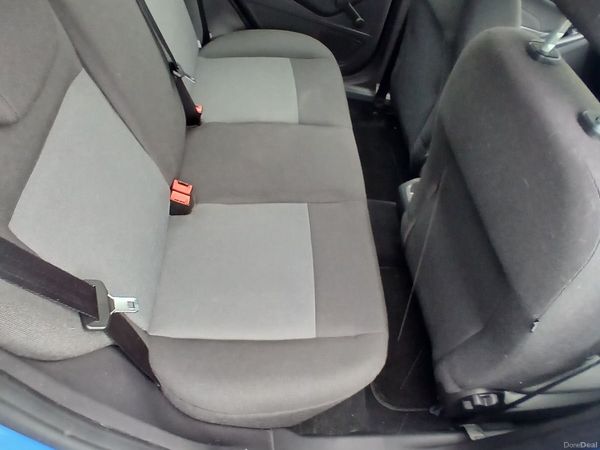 Ford Fiesta Hatchback, Petrol, 2013, Blue