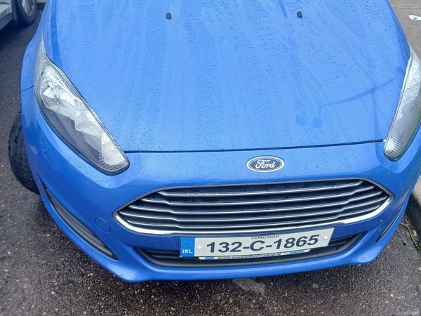 Ford Fiesta Hatchback, Petrol, 2013, Blue