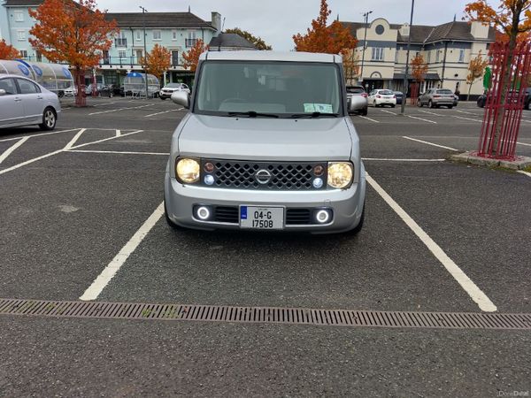 Nissan Cube MPV, Petrol, 2004, Silver
