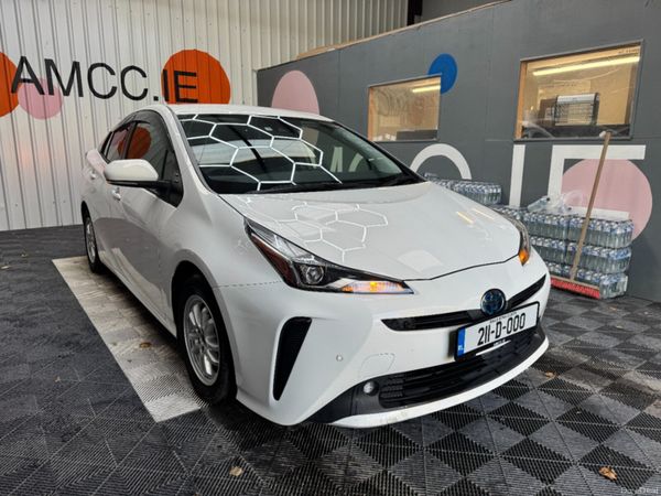 Toyota Prius Saloon, Petrol Hybrid, 2021, White