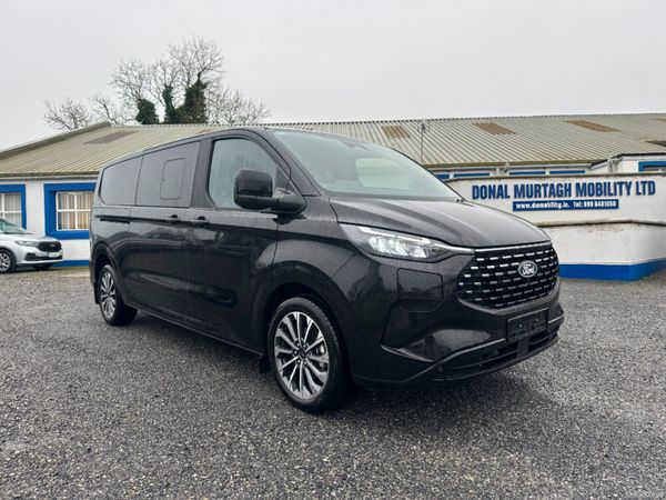 Ford Tourneo Custom MPV, Petrol Plug-in Hybrid, 2027, Grey