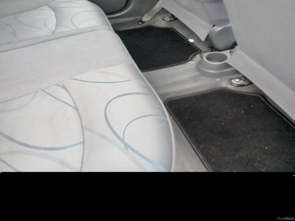 Chevrolet Spark Hatchback, Petrol, 2011, Silver