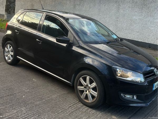Volkswagen Polo Hatchback, Petrol, 2014, Black
