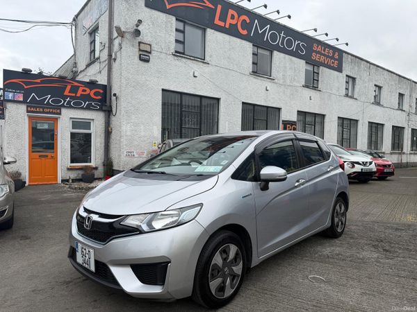 Honda Fit Hatchback, Petrol Hybrid, 2016, Silver