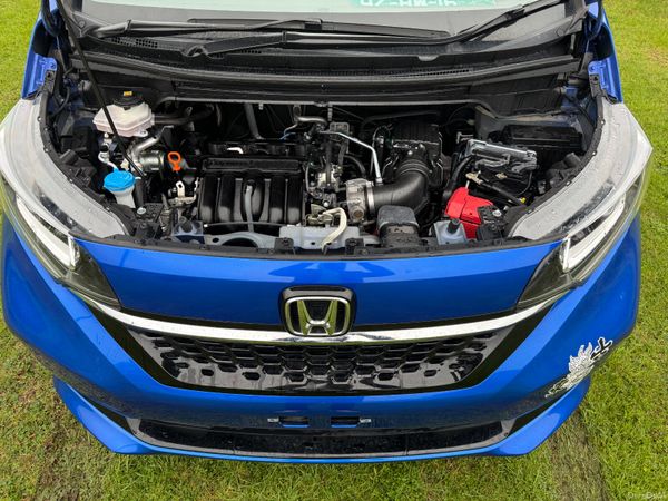 Honda Freed MPV, Petrol Hybrid, 2023, Blue
