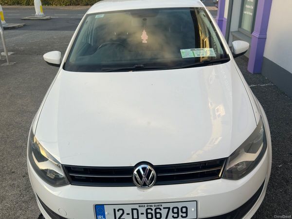 Volkswagen Polo Hatchback, Petrol, 2012, White