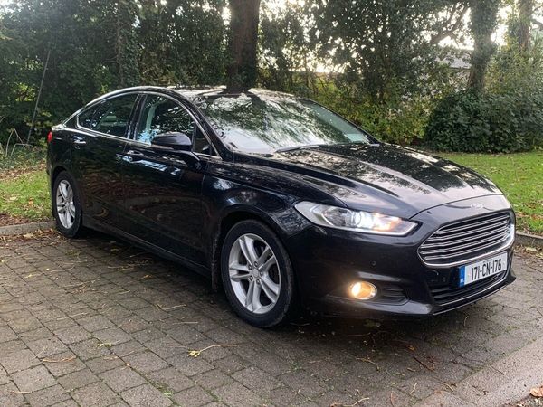 Ford Mondeo Hatchback, Diesel, 2017, Black