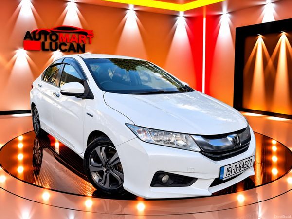 Honda Grace Saloon, Petrol Hybrid, 2015, White