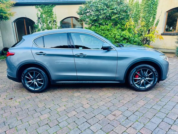 Alfa Romeo Stelvio SUV, Diesel, 2018, Grey