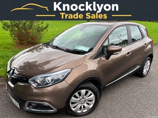 Renault Captur Hatchback, Diesel, 2014, Brown