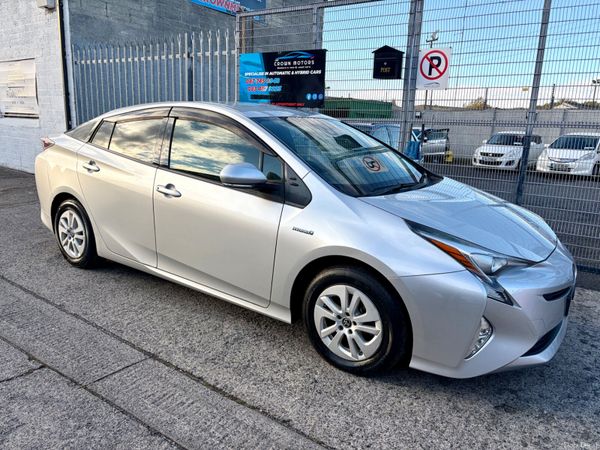 Toyota Prius Saloon, Petrol Hybrid, 2017, Silver