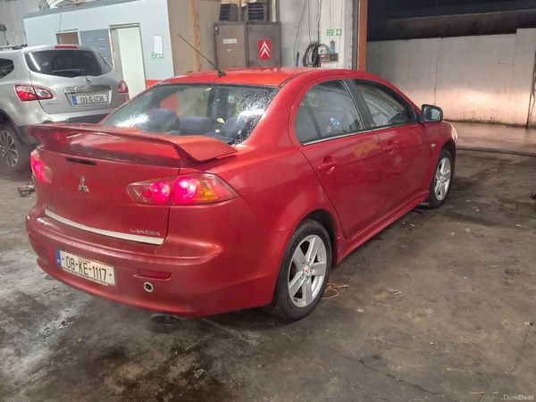Mitsubishi Lancer Saloon, Petrol, 2008, Red