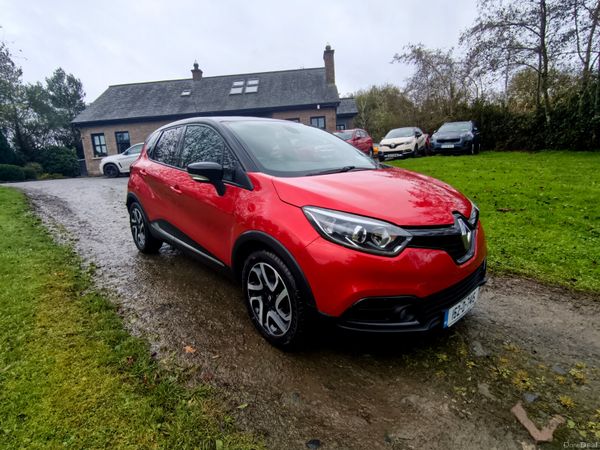 Renault Captur Hatchback, Diesel, 2015, Red