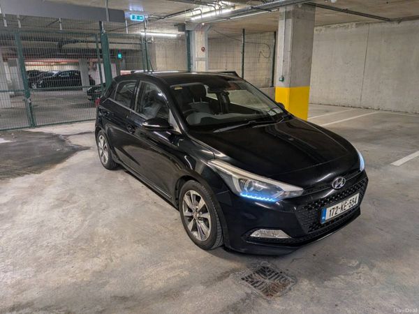 Hyundai i20 Hatchback, Petrol, 2017, Black