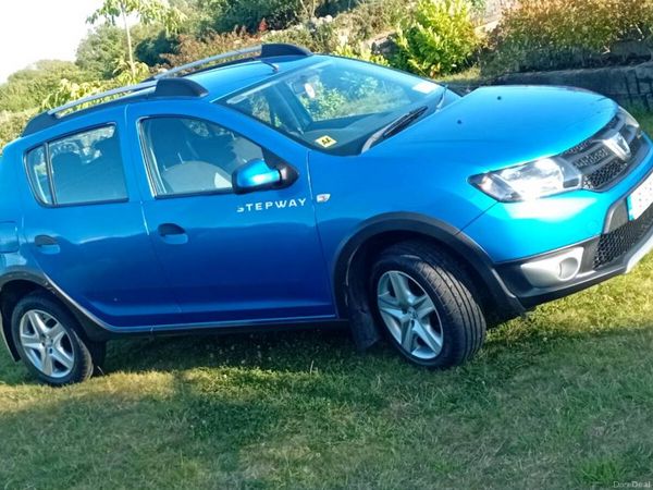 Dacia Sandero Stepway Hatchback, Diesel, 2015, Blue