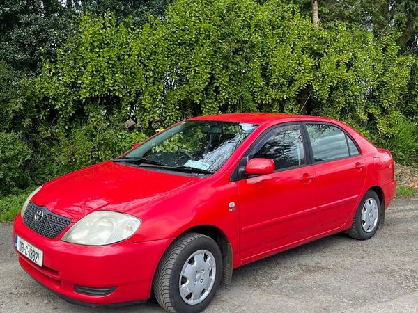 Toyota Corolla Saloon, Petrol, 2003, Red